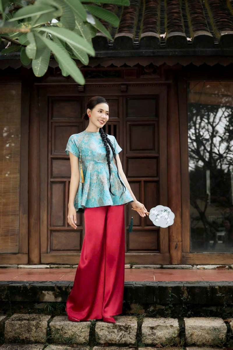 Shop Primary Image Shop Primary Image