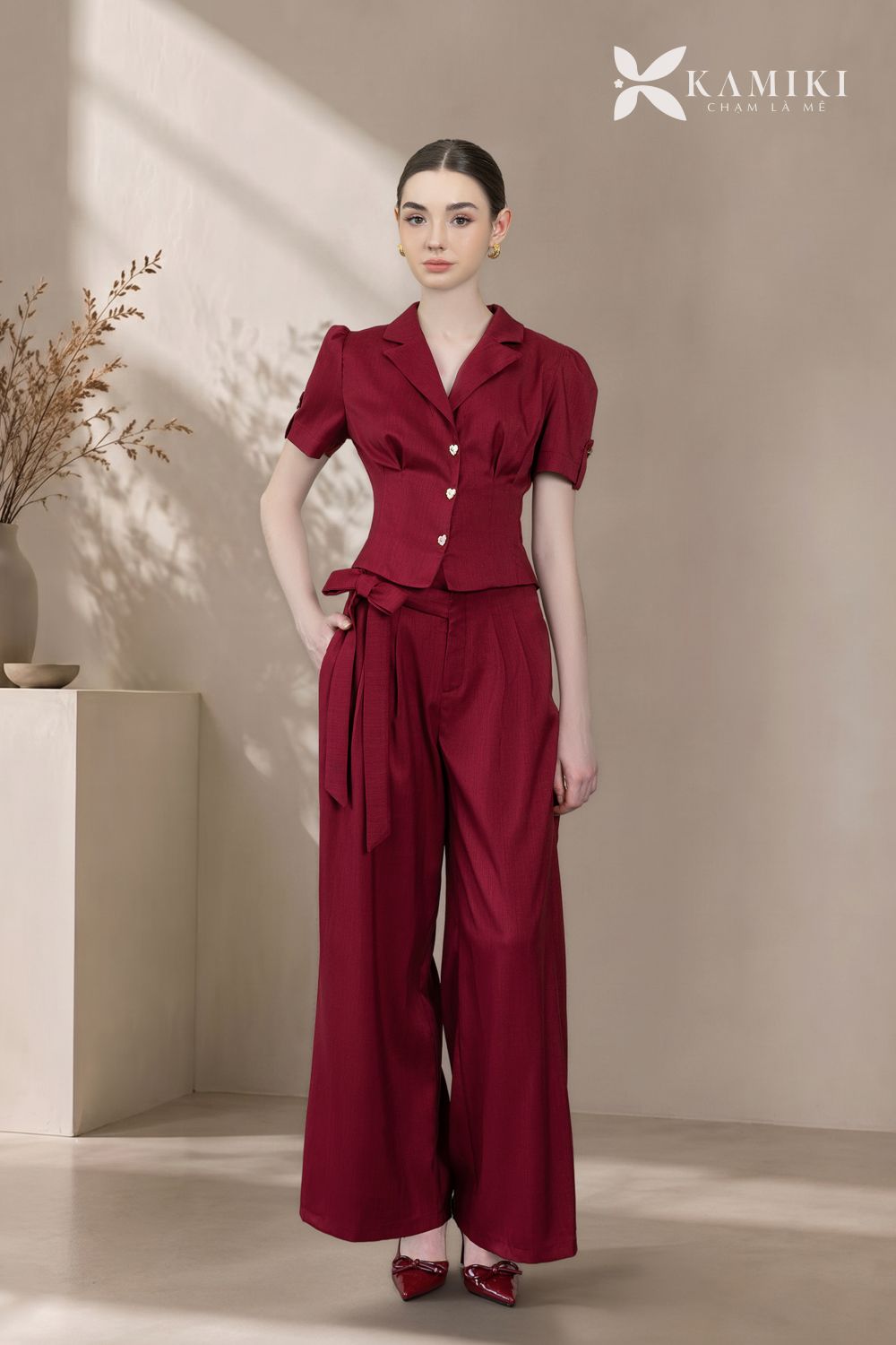 Áo vest tay phồng chiết eo