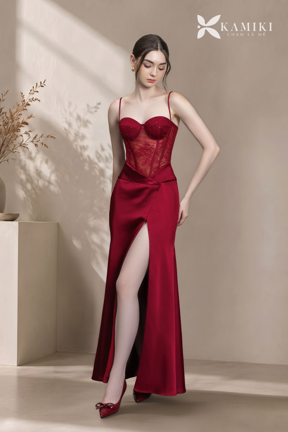 Đầm dạ hội lệch vai phối lưới - Ảnh 3
